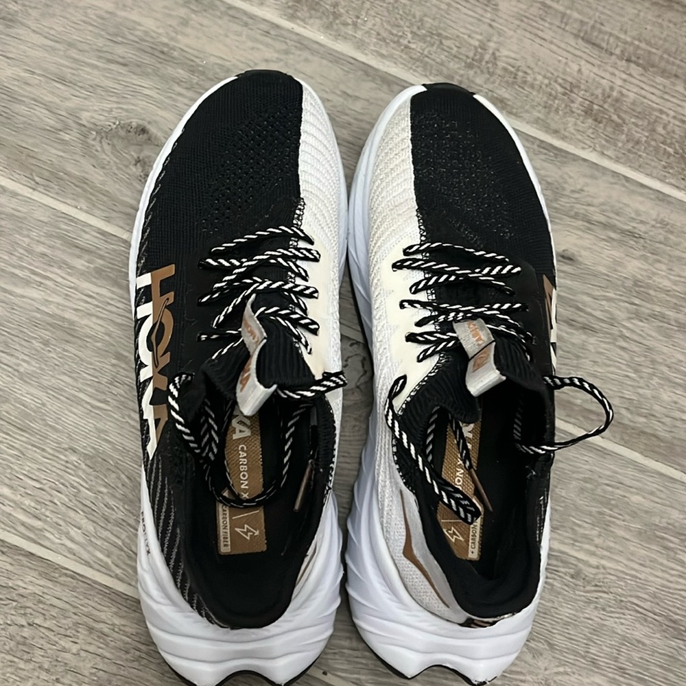 Hoka Carbon X3